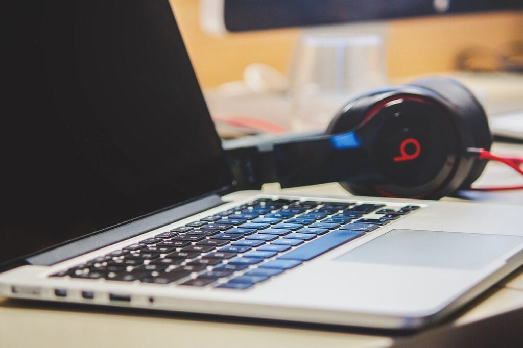 Jak firmy e-commerce skalują się dzięki chmurze?