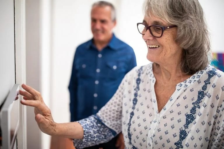 Dom inteligentny - przyszłość komfortowego mieszkania