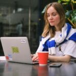 Wtyczki do przeglądarki, które poprawiają bezpieczeństwo: co warto zainstalować